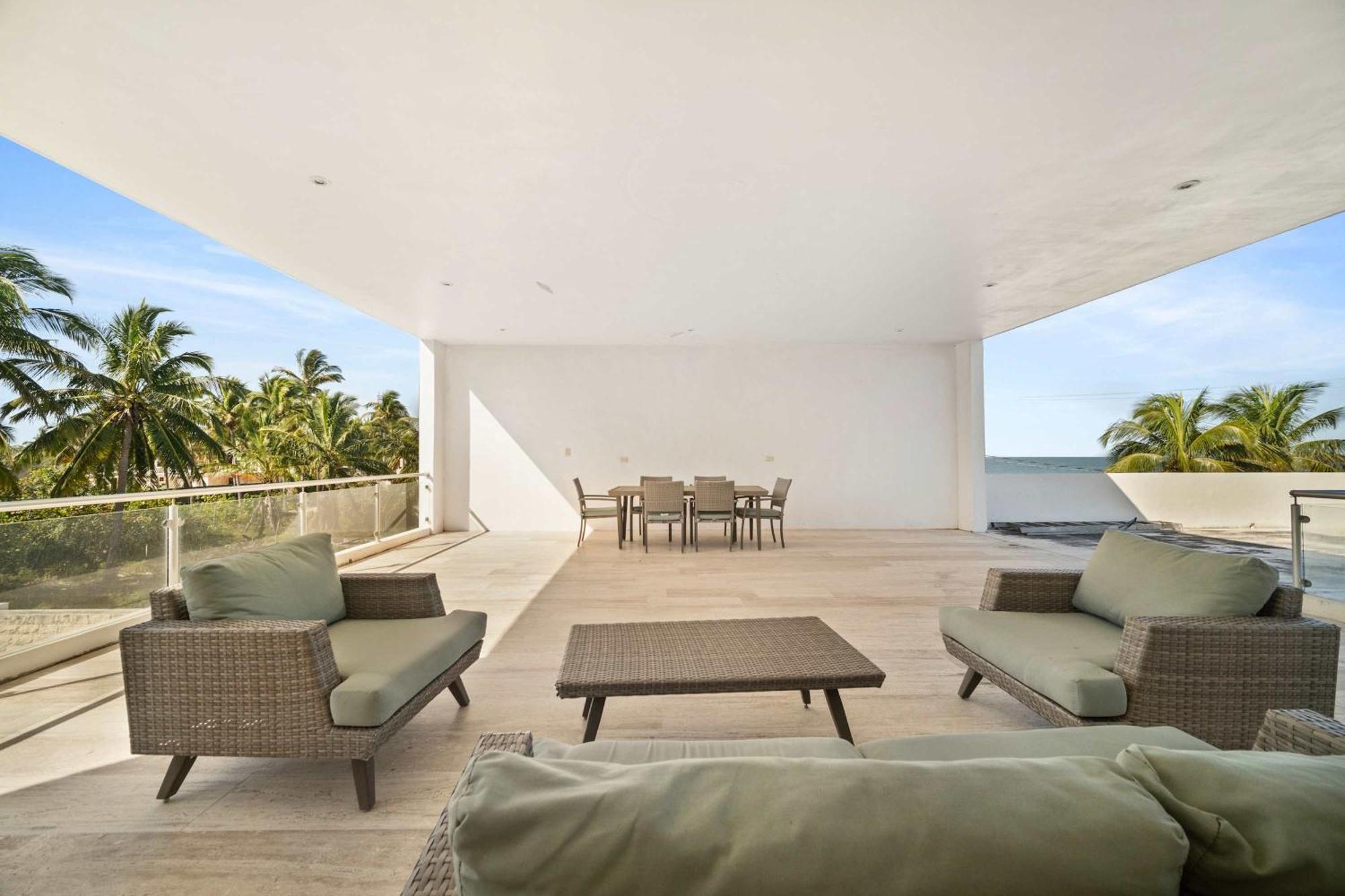 Beachfront Coco Modern Designer House By Peninsula Stays San Crisanto Εξωτερικό φωτογραφία