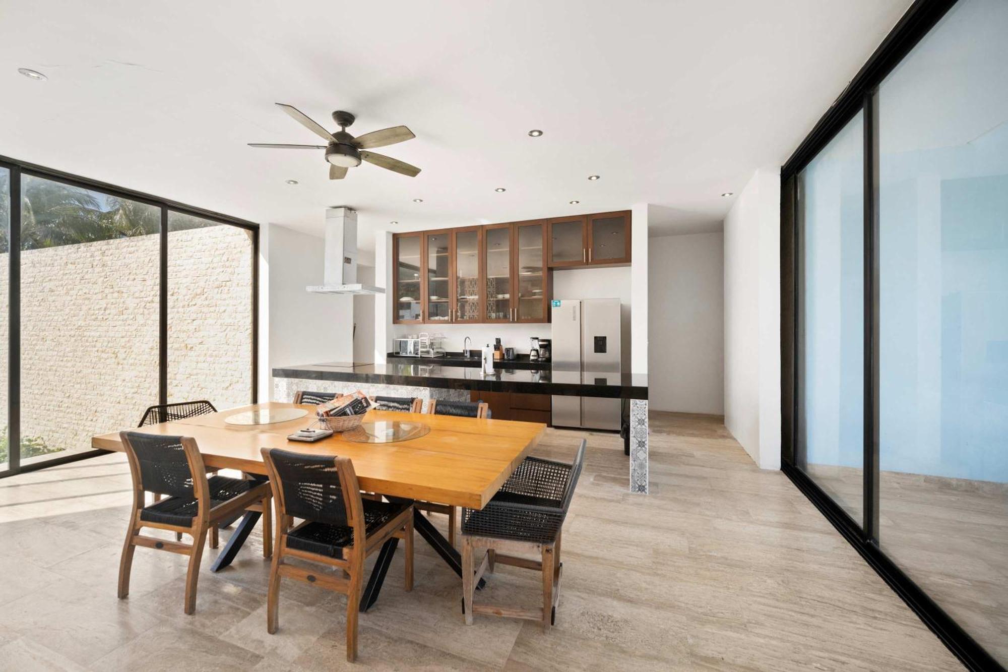 Beachfront Coco Modern Designer House By Peninsula Stays San Crisanto Εξωτερικό φωτογραφία
